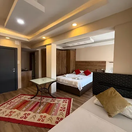 Hotel Hotel Twenty 2*