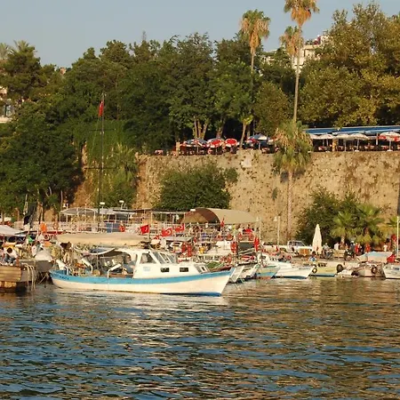 Twenty 2* Antalya