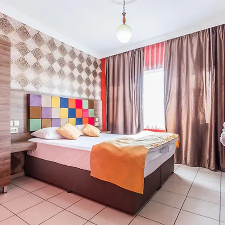 Twenty Отель Анталья